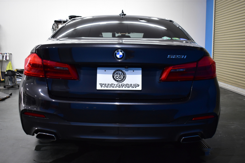 BMW 5シリーズ 523i Mｽﾎﾟｰﾂ 1ｵｰﾅｰ ﾊｲﾗｲﾝP 変更後全面液晶ﾒｰﾀｰﾊﾟﾈﾙ 全席ﾋｰﾀｰ付黒革 HUD LEDﾍｯﾄﾞﾗｲﾄ 追従ACC 車線変更&逸脱警告 衝突軽減B ﾀｯﾁﾊﾟﾈﾙ対応iﾄﾞﾗｲﾌﾞHDDﾅﾋﾞﾌﾙｾｸﾞ 全周囲ｶﾒﾗ3Dﾋﾞｭｰ 電動ﾄﾗﾝｸ 19AW 2年保証