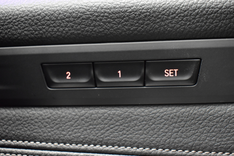 BMW 5シリーズ 523i Mｽﾎﾟｰﾂ 1ｵｰﾅｰ ﾊｲﾗｲﾝP 変更後全面液晶ﾒｰﾀｰﾊﾟﾈﾙ 全席ﾋｰﾀｰ付黒革 HUD LEDﾍｯﾄﾞﾗｲﾄ 追従ACC 車線変更&逸脱警告 衝突軽減B ﾀｯﾁﾊﾟﾈﾙ対応iﾄﾞﾗｲﾌﾞHDDﾅﾋﾞﾌﾙｾｸﾞ 全周囲ｶﾒﾗ3Dﾋﾞｭｰ 電動ﾄﾗﾝｸ 19AW 2年保証