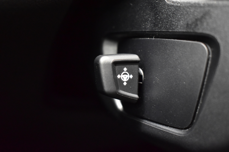 BMW 5シリーズ 523i Mｽﾎﾟｰﾂ 1ｵｰﾅｰ ﾊｲﾗｲﾝP 変更後全面液晶ﾒｰﾀｰﾊﾟﾈﾙ 全席ﾋｰﾀｰ付黒革 HUD LEDﾍｯﾄﾞﾗｲﾄ 追従ACC 車線変更&逸脱警告 衝突軽減B ﾀｯﾁﾊﾟﾈﾙ対応iﾄﾞﾗｲﾌﾞHDDﾅﾋﾞﾌﾙｾｸﾞ 全周囲ｶﾒﾗ3Dﾋﾞｭｰ 電動ﾄﾗﾝｸ 19AW 2年保証