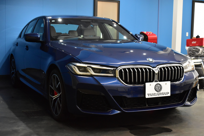 BMW 5シリーズ 523d Xﾄﾞﾗｲﾌﾞ Mｽﾎﾟｰﾂ ｴﾃﾞｨｼｮﾝｼﾞｮｲ+ LCI後期 4WD ｴｸｽｸﾙｰｼﾌﾞﾅｯﾊﾟﾚｻﾞｰP 全席ﾋｰﾀｰ&付ｴｸｽｸﾙｰｼﾌﾞﾅｯﾊﾟ白革 Mperfoemanceｽﾎﾟｰﾂﾌﾞﾚｰｷ 新ﾃﾞｻﾞｲﾝLEDﾍｯﾄﾞﾗｲﾄ 可変ｻｽﾍﾟﾝｼｮﾝ ﾗｲﾌﾞｺｸﾋﾟｯﾄ ACC HUD LCW 3Dﾋﾞｭｰ ﾌﾙｾｸﾞ 2年保証