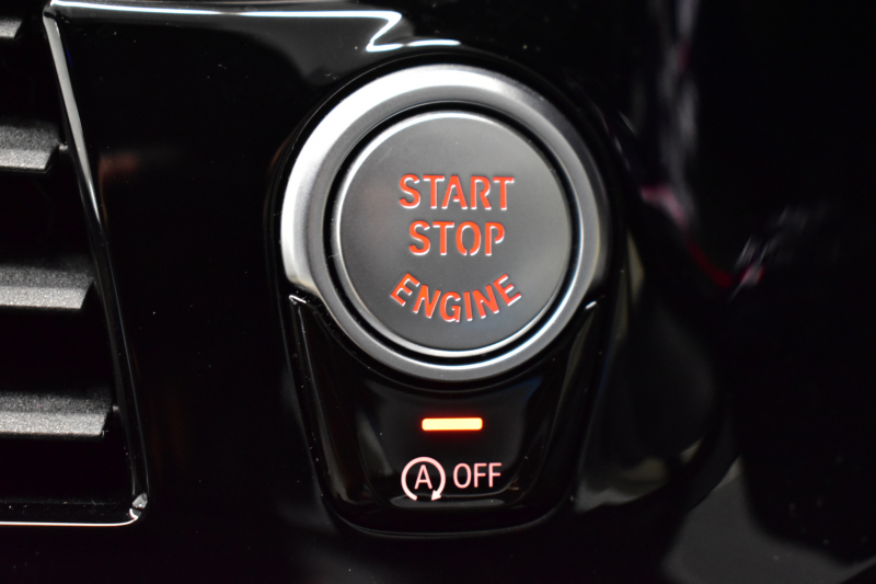 BMW 5シリーズ 523d Xﾄﾞﾗｲﾌﾞ Mｽﾎﾟｰﾂ ｴﾃﾞｨｼｮﾝｼﾞｮｲ+ LCI後期 4WD ｴｸｽｸﾙｰｼﾌﾞﾅｯﾊﾟﾚｻﾞｰP 全席ﾋｰﾀｰ&付ｴｸｽｸﾙｰｼﾌﾞﾅｯﾊﾟ白革 Mperfoemanceｽﾎﾟｰﾂﾌﾞﾚｰｷ 新ﾃﾞｻﾞｲﾝLEDﾍｯﾄﾞﾗｲﾄ 可変ｻｽﾍﾟﾝｼｮﾝ ﾗｲﾌﾞｺｸﾋﾟｯﾄ ACC HUD LCW 3Dﾋﾞｭｰ ﾌﾙｾｸﾞ 2年保証