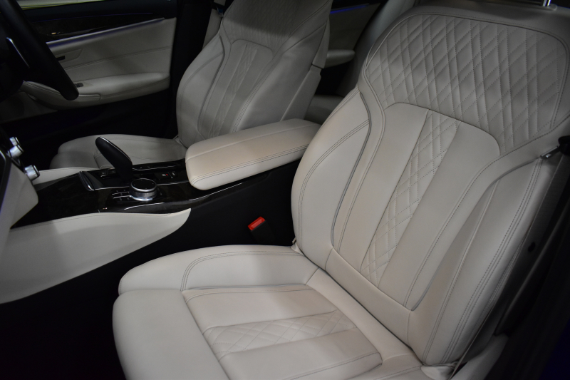 BMW 5シリーズ 523d Xﾄﾞﾗｲﾌﾞ Mｽﾎﾟｰﾂ ｴﾃﾞｨｼｮﾝｼﾞｮｲ+ LCI後期 4WD ｴｸｽｸﾙｰｼﾌﾞﾅｯﾊﾟﾚｻﾞｰP 全席ﾋｰﾀｰ&付ｴｸｽｸﾙｰｼﾌﾞﾅｯﾊﾟ白革 Mperfoemanceｽﾎﾟｰﾂﾌﾞﾚｰｷ 新ﾃﾞｻﾞｲﾝLEDﾍｯﾄﾞﾗｲﾄ 可変ｻｽﾍﾟﾝｼｮﾝ ﾗｲﾌﾞｺｸﾋﾟｯﾄ ACC HUD LCW 3Dﾋﾞｭｰ ﾌﾙｾｸﾞ 2年保証