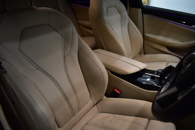 BMW 5シリーズ 530iﾂｰﾘﾝｸﾞ Mｽﾎﾟｰﾂ ﾊｲﾗｲﾝ&ｱﾄﾞﾊﾞﾝｽP 新ﾃﾞｻﾞｲﾝ全面液晶ﾒｰﾀｰ LEDﾍｯﾄﾞﾗｲﾄ 全席ｼｰﾄﾋｰﾀｰ付ﾍﾞｰｼﾞｭ革 追従ACC HUD ﾀｯﾁﾊﾟﾈﾙHDDﾅﾋﾞ 全周囲ｶﾒﾗ3Dﾋﾞｭｰ Pｱｼｽﾄ 車線変更&逸脱&歩行者警告  19AW 2年保証