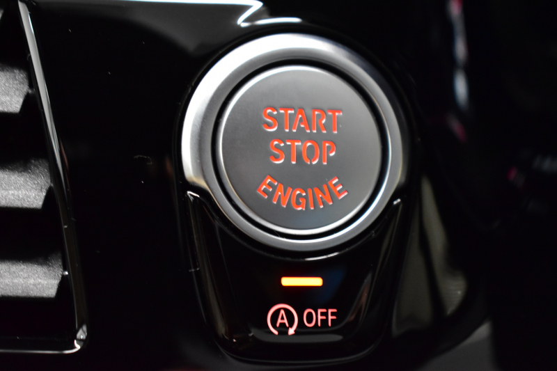 BMW 5シリーズ 530iﾂｰﾘﾝｸﾞ Mｽﾎﾟｰﾂ ﾊｲﾗｲﾝ&ｱﾄﾞﾊﾞﾝｽP 新ﾃﾞｻﾞｲﾝ全面液晶ﾒｰﾀｰ LEDﾍｯﾄﾞﾗｲﾄ 全席ｼｰﾄﾋｰﾀｰ付ﾍﾞｰｼﾞｭ革 追従ACC HUD ﾀｯﾁﾊﾟﾈﾙHDDﾅﾋﾞ 全周囲ｶﾒﾗ3Dﾋﾞｭｰ Pｱｼｽﾄ 車線変更&逸脱&歩行者警告  19AW 2年保証