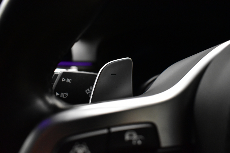 BMW 5シリーズ 530iﾂｰﾘﾝｸﾞ Mｽﾎﾟｰﾂ ﾊｲﾗｲﾝ&ｱﾄﾞﾊﾞﾝｽP 新ﾃﾞｻﾞｲﾝ全面液晶ﾒｰﾀｰ LEDﾍｯﾄﾞﾗｲﾄ 全席ｼｰﾄﾋｰﾀｰ付ﾍﾞｰｼﾞｭ革 追従ACC HUD ﾀｯﾁﾊﾟﾈﾙHDDﾅﾋﾞ 全周囲ｶﾒﾗ3Dﾋﾞｭｰ Pｱｼｽﾄ 車線変更&逸脱&歩行者警告  19AW 2年保証