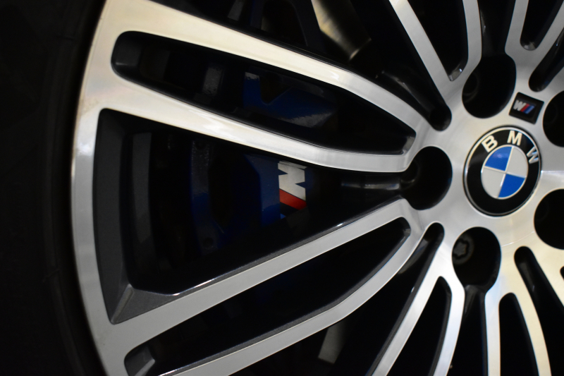 BMW 5シリーズ 530iﾂｰﾘﾝｸﾞ Mｽﾎﾟｰﾂ ﾊｲﾗｲﾝ&ｱﾄﾞﾊﾞﾝｽP 新ﾃﾞｻﾞｲﾝ全面液晶ﾒｰﾀｰ LEDﾍｯﾄﾞﾗｲﾄ 全席ｼｰﾄﾋｰﾀｰ付ﾍﾞｰｼﾞｭ革 追従ACC HUD ﾀｯﾁﾊﾟﾈﾙHDDﾅﾋﾞ 全周囲ｶﾒﾗ3Dﾋﾞｭｰ Pｱｼｽﾄ 車線変更&逸脱&歩行者警告  19AW 2年保証