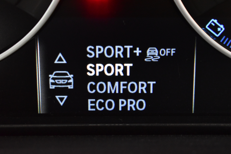 BMW 3シリーズ 320iﾂｰﾘﾝｸﾞ Mｽﾎﾟｰﾂ  LCI後期 8Aｴﾝｼﾞﾝ ﾊﾟﾉﾗﾏｻﾝﾙｰﾌ 1ｵｰﾅｰ 社外ﾌﾙｾｸﾞTV 19AW LEDﾍｯﾄﾞﾗｲﾄ&ﾃｰﾙ 追従ACC 車線逸脱&歩行者警告 衝突軽減ﾌﾞﾚｰｷ ｱﾙｶﾝﾀｰﾗ電動ｽﾎﾟｰﾂｼｰﾄ ﾀｯﾁﾊﾟｯﾄﾞiﾄﾞﾗｲﾌﾞHDDﾅﾋﾞ BｶﾒﾗﾘｱPDC 電動Rｹﾞｰﾄ 2年保証