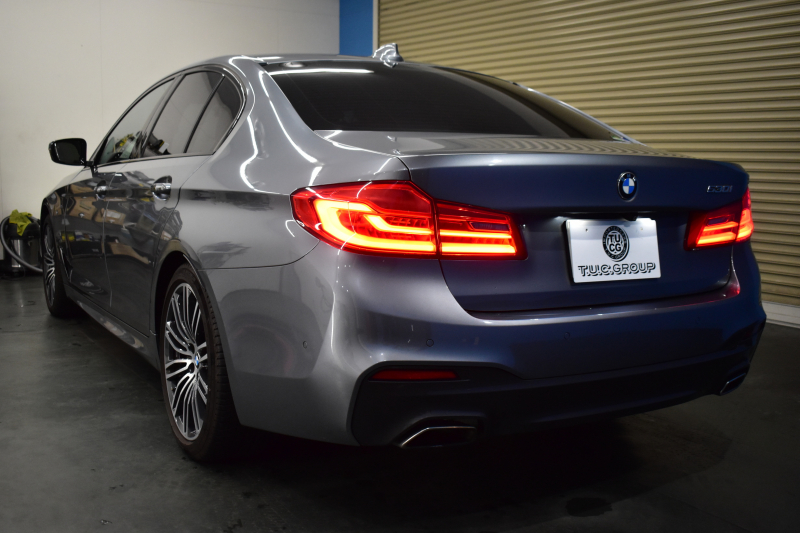 BMW 5シリーズ 530i Mｽﾎﾟｰﾂ 高出力ﾓﾃﾞﾙ ｲﾉﾍﾞｰｼｮﾝ&ﾊｲﾗｲﾝP 全席ﾋｰﾀｰ付黒革 HUD LEDﾍｯﾄﾞﾗｲﾄ ACC LCW 液晶ﾒｰﾀｰ Mspﾌﾞﾚｰｷ ﾀｯﾁﾊﾟﾈﾙ対応iﾄﾞﾗｲﾌﾞHDDﾅﾋﾞﾌﾙｾｸﾞ ｼﾞｪｽﾁｬｰC 3Dﾋﾞｭｰ ﾜｲﾔﾚｽﾁｬｰｼﾞ 19AW 2年保証