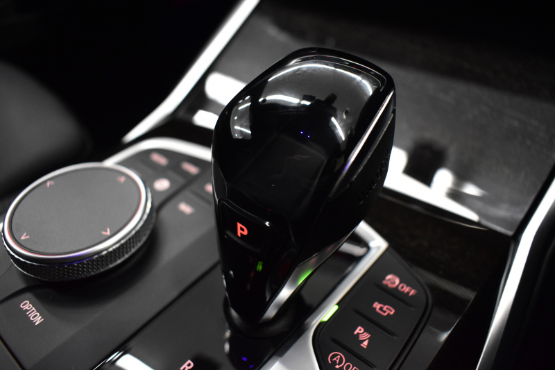 BMW 3シリーズ 330iﾂｰﾘﾝｸﾞ Mｽﾎﾟｰﾂ G21型 1ｵｰﾅｰ 高出力 ｲﾉﾍﾞｰｼｮﾝ&ﾊｲﾗｲﾝ&ｺﾝﾌｫｰﾄP ﾚｰｻﾞｰLEDﾗｲﾄ ﾋｰﾀｰ付黒革 ACC HUD 18AW Mｽﾎﾟｰﾂﾌﾞﾚｰｷ ﾊﾟｰｷﾝｸﾞｱｼｽﾄ+ 全周囲ｶﾒﾗ ｼﾞｪｽﾁｬｰC対応ﾀｯﾁﾊﾟﾈﾙﾅﾋﾞ ｱｯﾌﾟﾙｶｰﾌﾟﾚｲ 電動Rｹﾞｰﾄ ﾜｲﾔﾚｽ充電2年保証