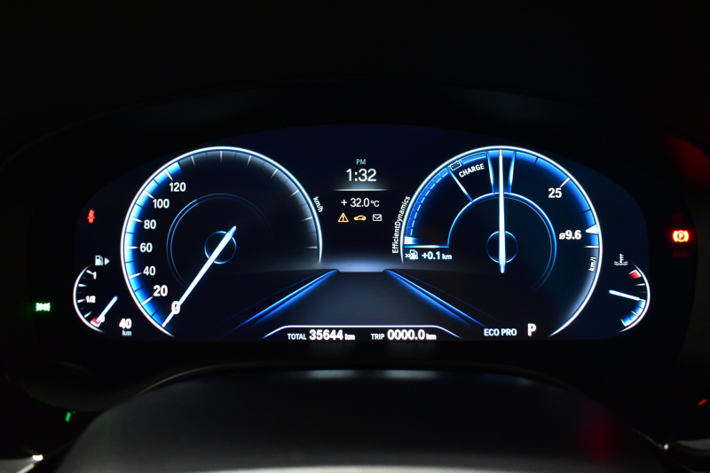 BMW 5シリーズ 523i ﾂｰﾘﾝｸﾞ Mｽﾎﾟｰﾂ 1ｵｰﾅｰ ｾﾚｸﾄ&ﾊｲﾗｲﾝP ﾊﾟﾉﾗﾏｻﾝR 4ｿﾞｰﾝAC 変更後全面液晶ﾒｰﾀｰ Mﾊﾟﾌｫｰﾏﾝｽ20AW 全席ﾋｰﾀｰ付黒革 HUD LEDﾍｯﾄﾞﾗｲﾄ 追従ACC 車線変更&逸脱警告 衝突軽減B ﾀｯﾁﾊﾟﾈﾙHDDﾅﾋﾞ 全周囲ｶﾒﾗ3Dﾋﾞｭｰ ﾊｰﾏﾝｶｰﾄﾞﾝ 電動Rｹﾞｰﾄ 2年保証