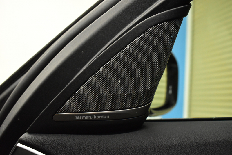 BMW 5シリーズ 523i ﾂｰﾘﾝｸﾞ Mｽﾎﾟｰﾂ 1ｵｰﾅｰ ｾﾚｸﾄ&ﾊｲﾗｲﾝP ﾊﾟﾉﾗﾏｻﾝR 4ｿﾞｰﾝAC 変更後全面液晶ﾒｰﾀｰ Mﾊﾟﾌｫｰﾏﾝｽ20AW 全席ﾋｰﾀｰ付黒革 HUD LEDﾍｯﾄﾞﾗｲﾄ 追従ACC 車線変更&逸脱警告 衝突軽減B ﾀｯﾁﾊﾟﾈﾙHDDﾅﾋﾞ 全周囲ｶﾒﾗ3Dﾋﾞｭｰ ﾊｰﾏﾝｶｰﾄﾞﾝ 電動Rｹﾞｰﾄ 2年保証