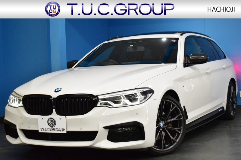 BMW 5シリーズ 523i ﾂｰﾘﾝｸﾞ Mｽﾎﾟｰﾂ 1ｵｰﾅｰ ｾﾚｸﾄ&ﾊｲﾗｲﾝP ﾊﾟﾉﾗﾏｻﾝR 4ｿﾞｰﾝAC 変更後全面液晶ﾒｰﾀｰ Mﾊﾟﾌｫｰﾏﾝｽ20AW 全席ﾋｰﾀｰ付黒革 HUD LEDﾍｯﾄﾞﾗｲﾄ 追従ACC 車線変更&逸脱警告 衝突軽減B ﾀｯﾁﾊﾟﾈﾙHDDﾅﾋﾞ 全周囲ｶﾒﾗ3Dﾋﾞｭｰ ﾊｰﾏﾝｶｰﾄﾞﾝ 電動Rｹﾞｰﾄ 2年保証