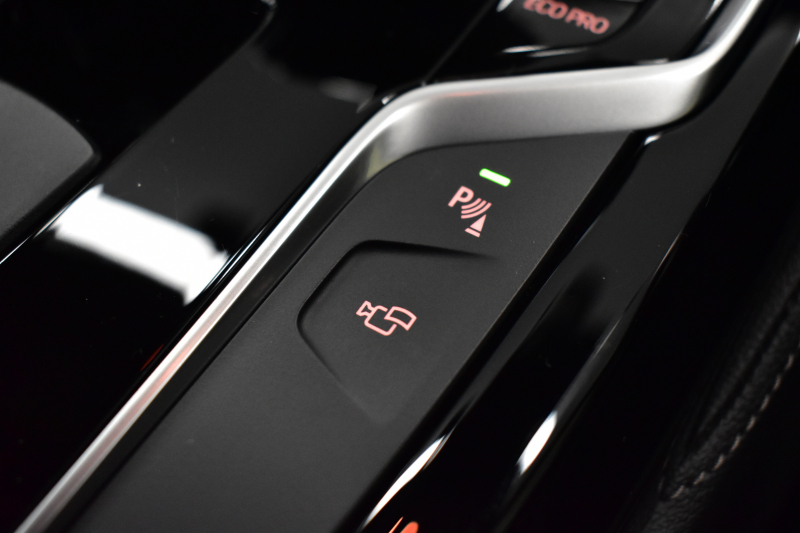 BMW 5シリーズ 523i Mｽﾎﾟｰﾂ 1ｵｰﾅｰ ﾊｲﾗｲﾝP 変更後全面液晶ﾒｰﾀｰﾊﾟﾈﾙ 全席ﾋｰﾀｰ付黒革 HUD LEDﾍｯﾄﾞﾗｲﾄ 追従ACC 車線変更&逸脱警告 衝突軽減B ﾀｯﾁﾊﾟﾈﾙ対応iﾄﾞﾗｲﾌﾞHDDﾅﾋﾞﾌﾙｾｸﾞ 全周囲ｶﾒﾗ3Dﾋﾞｭｰ 電動ﾄﾗﾝｸ 19AW 2年保証