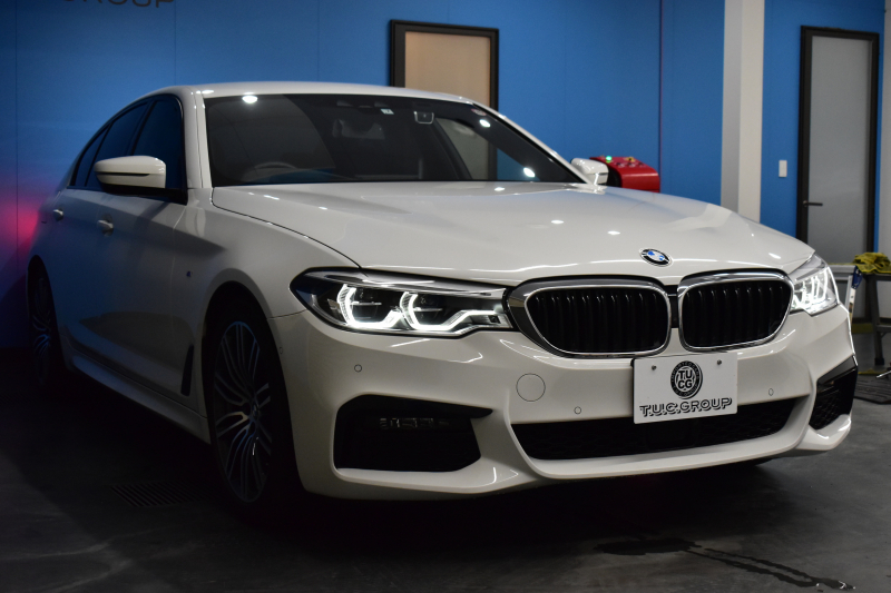 BMW 5シリーズ 523i Mｽﾎﾟｰﾂ 1ｵｰﾅｰ ﾊｲﾗｲﾝP 変更後全面液晶ﾒｰﾀｰﾊﾟﾈﾙ 全席ﾋｰﾀｰ付黒革 HUD LEDﾍｯﾄﾞﾗｲﾄ 追従ACC 車線変更&逸脱警告 衝突軽減B ﾀｯﾁﾊﾟﾈﾙ対応iﾄﾞﾗｲﾌﾞHDDﾅﾋﾞﾌﾙｾｸﾞ 全周囲ｶﾒﾗ3Dﾋﾞｭｰ 電動ﾄﾗﾝｸ 19AW 2年保証