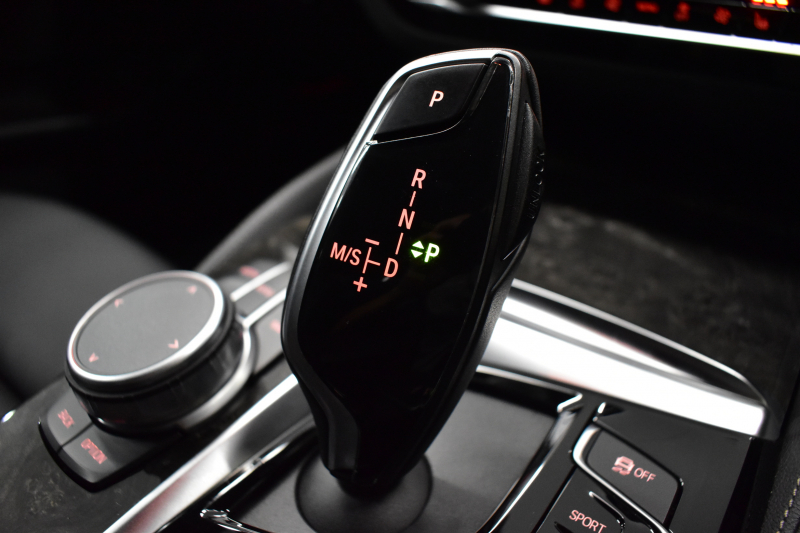 BMW 5シリーズ 523i Mｽﾎﾟｰﾂ 1ｵｰﾅｰ ﾊｲﾗｲﾝP 変更後全面液晶ﾒｰﾀｰﾊﾟﾈﾙ 全席ﾋｰﾀｰ付黒革 HUD LEDﾍｯﾄﾞﾗｲﾄ 追従ACC 車線変更&逸脱警告 衝突軽減B ﾀｯﾁﾊﾟﾈﾙ対応iﾄﾞﾗｲﾌﾞHDDﾅﾋﾞﾌﾙｾｸﾞ 全周囲ｶﾒﾗ3Dﾋﾞｭｰ 電動ﾄﾗﾝｸ 19AW 2年保証