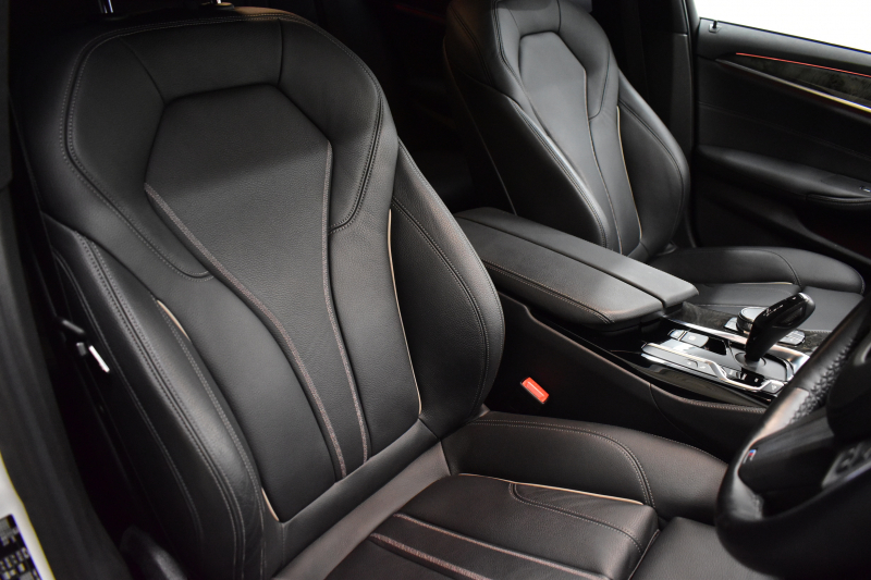 BMW 5シリーズ 523i Mｽﾎﾟｰﾂ 1ｵｰﾅｰ ﾊｲﾗｲﾝP 変更後全面液晶ﾒｰﾀｰﾊﾟﾈﾙ 全席ﾋｰﾀｰ付黒革 HUD LEDﾍｯﾄﾞﾗｲﾄ 追従ACC 車線変更&逸脱警告 衝突軽減B ﾀｯﾁﾊﾟﾈﾙ対応iﾄﾞﾗｲﾌﾞHDDﾅﾋﾞﾌﾙｾｸﾞ 全周囲ｶﾒﾗ3Dﾋﾞｭｰ 電動ﾄﾗﾝｸ 19AW 2年保証