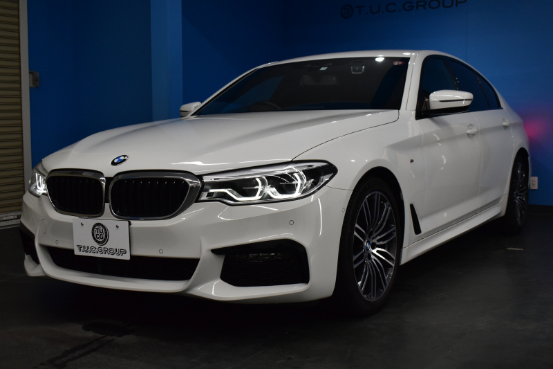 BMW 5シリーズ 523i Mｽﾎﾟｰﾂ 1ｵｰﾅｰ ﾊｲﾗｲﾝP 変更後全面液晶ﾒｰﾀｰﾊﾟﾈﾙ 全席ﾋｰﾀｰ付黒革 HUD LEDﾍｯﾄﾞﾗｲﾄ 追従ACC 車線変更&逸脱警告 衝突軽減B ﾀｯﾁﾊﾟﾈﾙ対応iﾄﾞﾗｲﾌﾞHDDﾅﾋﾞﾌﾙｾｸﾞ 全周囲ｶﾒﾗ3Dﾋﾞｭｰ 電動ﾄﾗﾝｸ 19AW 2年保証