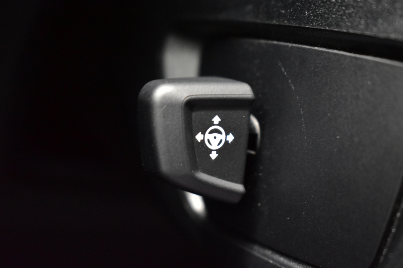 BMW 5シリーズ 523i Mｽﾎﾟｰﾂ 1ｵｰﾅｰ ﾊｲﾗｲﾝP 変更後全面液晶ﾒｰﾀｰﾊﾟﾈﾙ 全席ﾋｰﾀｰ付黒革 HUD LEDﾍｯﾄﾞﾗｲﾄ 追従ACC 車線変更&逸脱警告 衝突軽減B ﾀｯﾁﾊﾟﾈﾙ対応iﾄﾞﾗｲﾌﾞHDDﾅﾋﾞﾌﾙｾｸﾞ 全周囲ｶﾒﾗ3Dﾋﾞｭｰ 電動ﾄﾗﾝｸ 19AW 2年保証