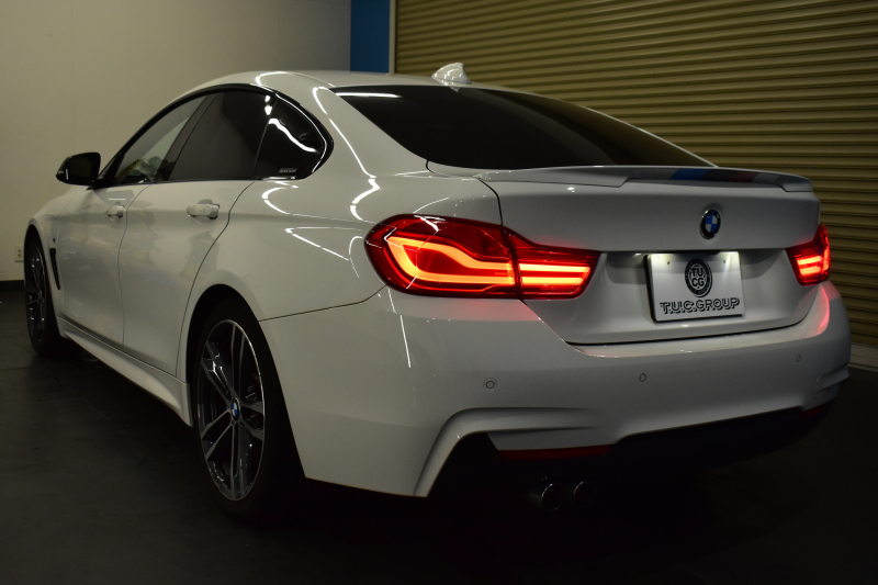 BMW 4シリーズ 420i ｸﾞﾗﾝｸｰﾍﾟ Mｽﾎﾟｰﾂ  LCI後期 ﾌｧｽﾄﾄﾗｯｸP 19AW Mｻｽ Mｽﾎﾟｰﾂﾌﾞﾚｰｷ 追従ACC ﾍｷｻｺﾞﾅﾙLEDﾍｯﾄﾞﾗｲﾄ&ﾃｰﾙ ﾋｰﾀｰ付黒革  ﾀｯﾁﾊﾟﾈﾙ式iﾄﾞﾗｲﾌﾞHDDﾅﾋﾞ 車線変更&逸脱&歩行者警告 衝突軽減ﾌﾞﾚｰｷ 電動Rｹﾞｰﾄ ﾌﾙｾｸﾞTV Bｶﾒﾗ 2年保証