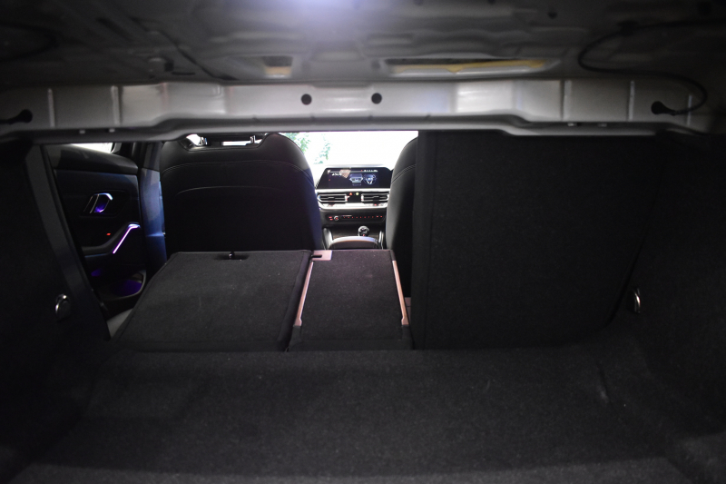 BMW 3シリーズ 330i Mｽﾎﾟｰﾂ 高出力 ｲﾉﾍﾞｰｼｮﾝ&ﾊｲﾗｲﾝ&ｺﾝﾌｫｰﾄP ﾚｰｻﾞｰLEDﾗｲﾄ ﾋｰﾀｰ付黒革 ACC HUD ﾚｲｽﾞ19AW ｱｲﾊﾞｯﾊﾀﾞｳﾝｻｽ Mｽﾎﾟｰﾂﾌﾞﾚｰｷ ﾊﾟｰｷﾝｸﾞｱｼｽﾄ+ 全周囲ｶﾒﾗ ｼﾞｪｽﾁｬｰC対応ﾀｯﾁﾊﾟﾈﾙﾅﾋﾞ ｱｯﾌﾟﾙｶｰﾌﾟﾚｲ  2年保証