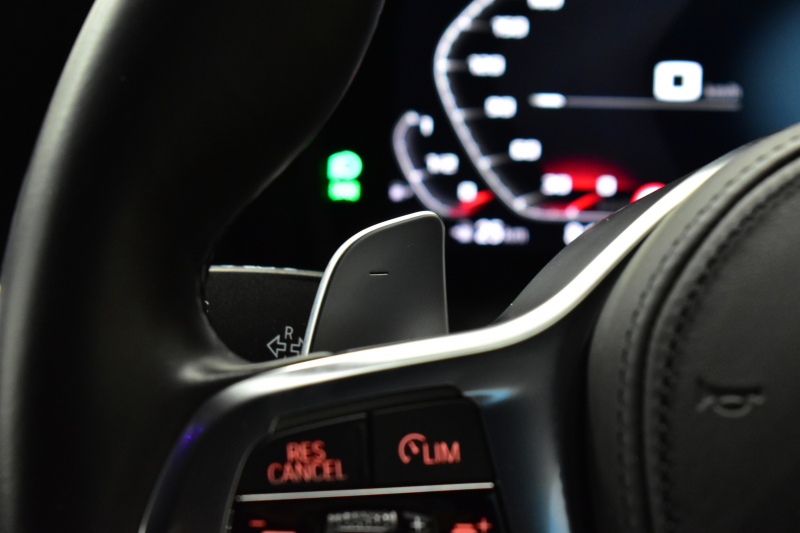 BMW 3シリーズ 330i Mｽﾎﾟｰﾂ 高出力 ｲﾉﾍﾞｰｼｮﾝ&ﾊｲﾗｲﾝ&ｺﾝﾌｫｰﾄP ﾚｰｻﾞｰLEDﾗｲﾄ ﾋｰﾀｰ付黒革 ACC HUD ﾚｲｽﾞ19AW ｱｲﾊﾞｯﾊﾀﾞｳﾝｻｽ Mｽﾎﾟｰﾂﾌﾞﾚｰｷ ﾊﾟｰｷﾝｸﾞｱｼｽﾄ+ 全周囲ｶﾒﾗ ｼﾞｪｽﾁｬｰC対応ﾀｯﾁﾊﾟﾈﾙﾅﾋﾞ ｱｯﾌﾟﾙｶｰﾌﾟﾚｲ  2年保証