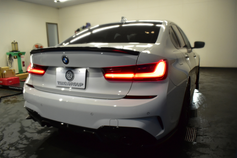 BMW 3シリーズ 330i Mｽﾎﾟｰﾂ 高出力 ｲﾉﾍﾞｰｼｮﾝ&ﾊｲﾗｲﾝ&ｺﾝﾌｫｰﾄP ﾚｰｻﾞｰLEDﾗｲﾄ ﾋｰﾀｰ付黒革 ACC HUD ﾚｲｽﾞ19AW ｱｲﾊﾞｯﾊﾀﾞｳﾝｻｽ Mｽﾎﾟｰﾂﾌﾞﾚｰｷ ﾊﾟｰｷﾝｸﾞｱｼｽﾄ+ 全周囲ｶﾒﾗ ｼﾞｪｽﾁｬｰC対応ﾀｯﾁﾊﾟﾈﾙﾅﾋﾞ ｱｯﾌﾟﾙｶｰﾌﾟﾚｲ  2年保証