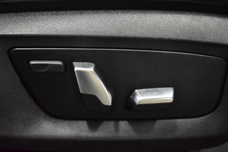 BMW 6シリーズ 623dｸﾞﾗﾝﾂｰﾘｽﾓ Mｽﾎﾟｰﾂ LEDﾍｯﾄﾞﾗｲﾄ  ACC  ﾋｰﾀｰ付黑革 HUD 19AW 衝突軽減B 車線変更 &逸脱&歩行者警告 ﾀｯﾁﾊﾟﾈﾙﾅﾋﾞﾌﾙｾｸﾞ全周囲ｶﾒ 液晶ﾒｰﾀｰ  電格ﾘｱｳｲﾝｸﾞ 電動ﾄﾗﾝｸ 2年保証