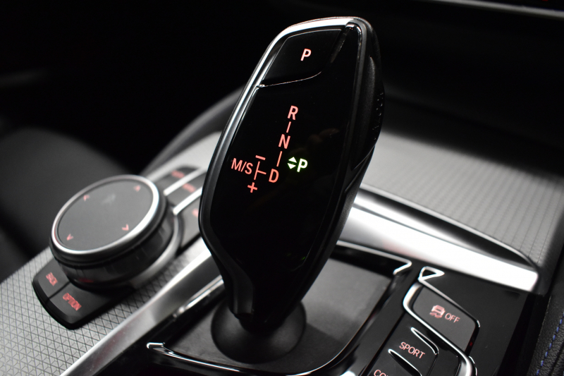 BMW 6シリーズ 623dｸﾞﾗﾝﾂｰﾘｽﾓ Mｽﾎﾟｰﾂ LEDﾍｯﾄﾞﾗｲﾄ  ACC  ﾋｰﾀｰ付黑革 HUD 19AW 衝突軽減B 車線変更 &逸脱&歩行者警告 ﾀｯﾁﾊﾟﾈﾙﾅﾋﾞﾌﾙｾｸﾞ全周囲ｶﾒ 液晶ﾒｰﾀｰ  電格ﾘｱｳｲﾝｸﾞ 電動ﾄﾗﾝｸ 2年保証