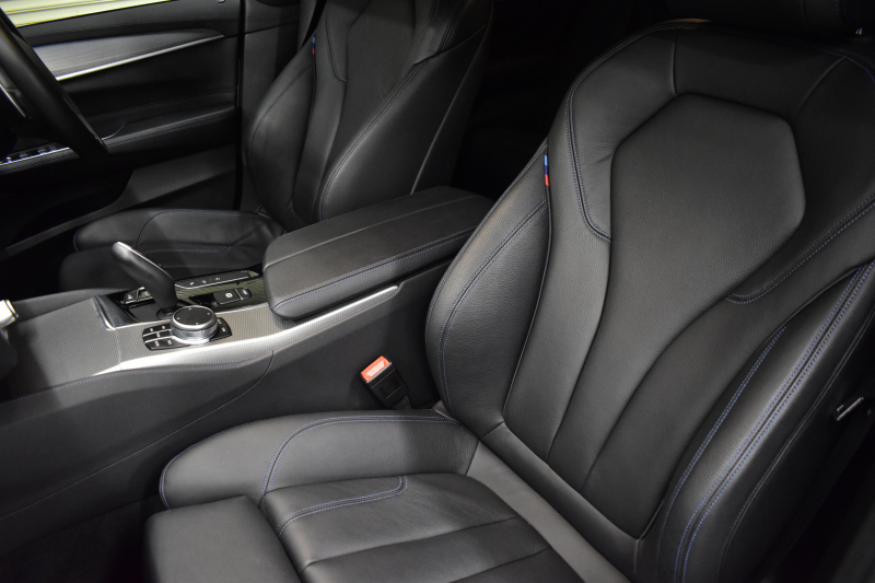 BMW 6シリーズ 623dｸﾞﾗﾝﾂｰﾘｽﾓ Mｽﾎﾟｰﾂ LEDﾍｯﾄﾞﾗｲﾄ  ACC  ﾋｰﾀｰ付黑革 HUD 19AW 衝突軽減B 車線変更 &逸脱&歩行者警告 ﾀｯﾁﾊﾟﾈﾙﾅﾋﾞﾌﾙｾｸﾞ全周囲ｶﾒ 液晶ﾒｰﾀｰ  電格ﾘｱｳｲﾝｸﾞ 電動ﾄﾗﾝｸ 2年保証