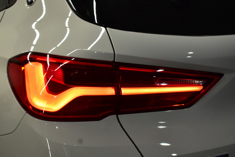 BMW X2 xDrive 20i MｽﾎﾟｰﾂX 4WD ｾﾚｸﾄ&ﾊｲﾗｲﾝ&ｱﾄﾞﾊﾞﾝｽﾄﾞｱｸﾃｨﾌﾞｾｰﾌﾃｨ‐&ｺﾝﾌｫｰﾄP ﾊﾟﾉﾗﾏｻﾝﾙｰﾌ LEDﾍｯﾄﾞﾗｲﾄ 追従ACC HUD ﾋｰﾀｰ付電動茶革 衝突軽減ﾌﾞﾚｰｷ ﾀｯﾁﾊﾟﾈﾙHDDﾅﾋﾞBｶﾒﾗ 前後PDC Pｱｼｽﾄ 電動Rｹﾞｰﾄ 19AW 2年保証