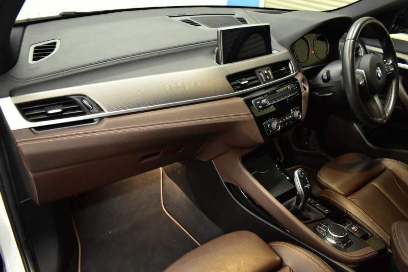 BMW X2 xDrive 20i MｽﾎﾟｰﾂX 4WD ｾﾚｸﾄ&ﾊｲﾗｲﾝ&ｱﾄﾞﾊﾞﾝｽﾄﾞｱｸﾃｨﾌﾞｾｰﾌﾃｨ‐&ｺﾝﾌｫｰﾄP ﾊﾟﾉﾗﾏｻﾝﾙｰﾌ LEDﾍｯﾄﾞﾗｲﾄ 追従ACC HUD ﾋｰﾀｰ付電動茶革 衝突軽減ﾌﾞﾚｰｷ ﾀｯﾁﾊﾟﾈﾙHDDﾅﾋﾞBｶﾒﾗ 前後PDC Pｱｼｽﾄ 電動Rｹﾞｰﾄ 19AW 2年保証