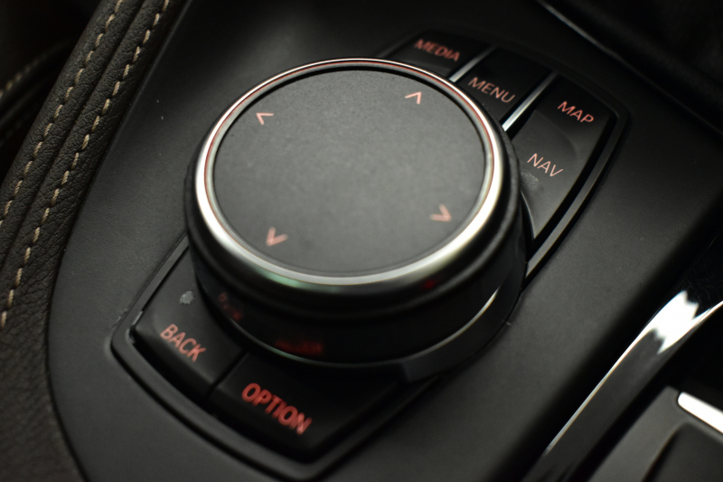 BMW X2 xDrive 20i MｽﾎﾟｰﾂX 4WD ｾﾚｸﾄ&ﾊｲﾗｲﾝ&ｱﾄﾞﾊﾞﾝｽﾄﾞｱｸﾃｨﾌﾞｾｰﾌﾃｨ‐&ｺﾝﾌｫｰﾄP ﾊﾟﾉﾗﾏｻﾝﾙｰﾌ LEDﾍｯﾄﾞﾗｲﾄ 追従ACC HUD ﾋｰﾀｰ付電動茶革 衝突軽減ﾌﾞﾚｰｷ ﾀｯﾁﾊﾟﾈﾙHDDﾅﾋﾞBｶﾒﾗ 前後PDC Pｱｼｽﾄ 電動Rｹﾞｰﾄ 19AW 2年保証