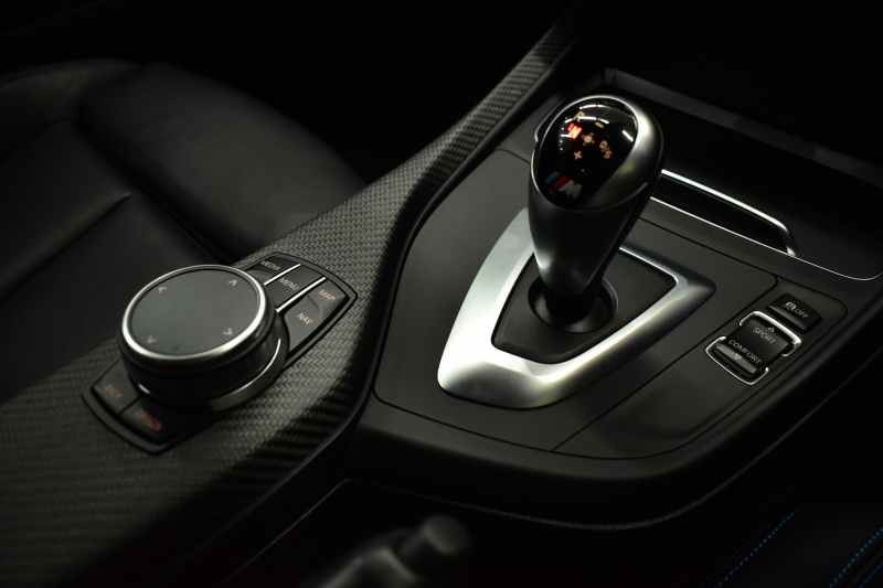 BMW Mシリーズ M2 MDCT 7速DCT LCI後期 ﾋｰﾀｰ付黒革  ｺﾝﾍﾟﾃｨｼｮﾝ19AW  ﾍｷｻｺﾞﾅﾙLEDﾍｯﾄﾞﾗｲﾄ&ﾃｰﾙ ﾀｯﾁﾊﾟﾈﾙHDDﾅﾋﾞ Bｶﾒﾗ ﾘｱPDC 車線逸脱&歩行者警告 衝突軽減ﾌﾞﾚｰｷ ｶｰﾎﾞﾝｲﾝﾃﾘｱ iｽﾄｯﾌﾟ ｽﾏｰﾄｷｰ 2年保証