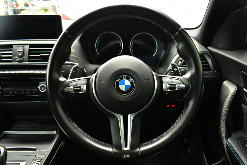BMW Mシリーズ M2 MDCT 7速DCT LCI後期 ﾋｰﾀｰ付黒革  ｺﾝﾍﾟﾃｨｼｮﾝ19AW  ﾍｷｻｺﾞﾅﾙLEDﾍｯﾄﾞﾗｲﾄ&ﾃｰﾙ ﾀｯﾁﾊﾟﾈﾙHDDﾅﾋﾞ Bｶﾒﾗ ﾘｱPDC 車線逸脱&歩行者警告 衝突軽減ﾌﾞﾚｰｷ ｶｰﾎﾞﾝｲﾝﾃﾘｱ iｽﾄｯﾌﾟ ｽﾏｰﾄｷｰ 2年保証