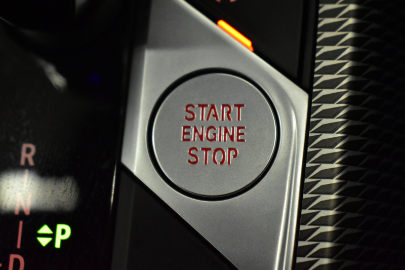 BMW 3シリーズ M340i Xﾄﾞﾗｲﾌﾞ ｵﾌﾟｼｮﾝMｽﾎﾟｰﾂｼｰﾄ ﾋｰﾀｰ付黒革 ACC HUD ﾚｰｻﾞｰLEDﾗｲﾄ 可変Mｻｽ Mｽﾎﾟｰﾂﾌﾞﾚｰｷ ｼﾞｪｽﾁｬｰC ﾊｰﾏﾝｶｰﾄﾞﾝｽﾋﾟｰｶｰ 側面衝突&車線変更&逸脱警告 後退ｱｼｽﾄ ﾀｯﾁﾊﾟﾈﾙﾅﾋﾞ全周囲ｶﾒﾗ 電動ﾄﾗﾝｸ 2年保証