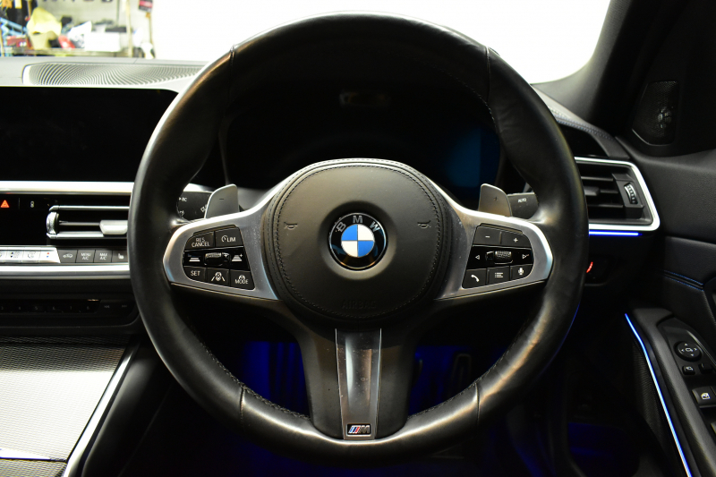 BMW 3シリーズ M340i Xﾄﾞﾗｲﾌﾞ ｵﾌﾟｼｮﾝMｽﾎﾟｰﾂｼｰﾄ ﾋｰﾀｰ付黒革 ACC HUD ﾚｰｻﾞｰLEDﾗｲﾄ 可変Mｻｽ Mｽﾎﾟｰﾂﾌﾞﾚｰｷ ｼﾞｪｽﾁｬｰC ﾊｰﾏﾝｶｰﾄﾞﾝｽﾋﾟｰｶｰ 側面衝突&車線変更&逸脱警告 後退ｱｼｽﾄ ﾀｯﾁﾊﾟﾈﾙﾅﾋﾞ全周囲ｶﾒﾗ 電動ﾄﾗﾝｸ 2年保証