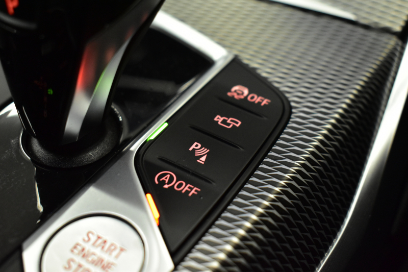 BMW 3シリーズ M340i Xﾄﾞﾗｲﾌﾞ ｵﾌﾟｼｮﾝMｽﾎﾟｰﾂｼｰﾄ ﾋｰﾀｰ付黒革 ACC HUD ﾚｰｻﾞｰLEDﾗｲﾄ 可変Mｻｽ Mｽﾎﾟｰﾂﾌﾞﾚｰｷ ｼﾞｪｽﾁｬｰC ﾊｰﾏﾝｶｰﾄﾞﾝｽﾋﾟｰｶｰ 側面衝突&車線変更&逸脱警告 後退ｱｼｽﾄ ﾀｯﾁﾊﾟﾈﾙﾅﾋﾞ全周囲ｶﾒﾗ 電動ﾄﾗﾝｸ 2年保証