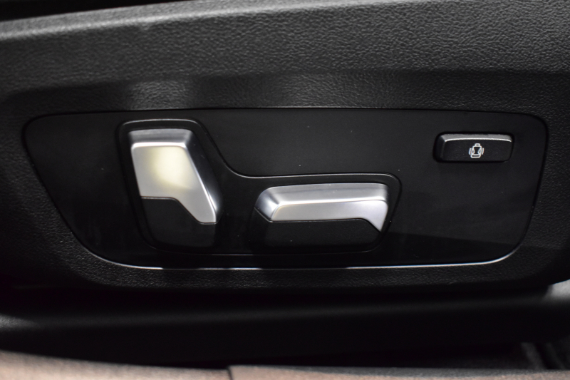 BMW 3シリーズ 330i Mｽﾎﾟｰﾂ 『期間限定掲載！』 高出力 ｲﾉﾍﾞｰｼｮﾝ&ﾃﾞﾋﾞｭｰ&ｺﾝﾌｫｰﾄP ﾚｰｻﾞｰLEDﾗｲﾄ ﾋｰﾀｰ付黒革 19AW ACC HUD Mｽﾎﾟｰﾂﾌﾞﾚｰｷ ﾊﾟｰｷﾝｸﾞｱｼｽﾄﾌﾟﾗｽ 全周囲ｶﾒﾗ ｼﾞｪｽﾁｬｰC対応ﾀｯﾁﾊﾟﾈﾙﾅﾋﾞ ｱｯﾌﾟﾙｶｰﾌﾟﾚｲ 2年保証