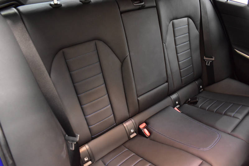 BMW 3シリーズ 330i Mｽﾎﾟｰﾂ 『期間限定掲載！』 高出力 ｲﾉﾍﾞｰｼｮﾝ&ﾃﾞﾋﾞｭｰ&ｺﾝﾌｫｰﾄP ﾚｰｻﾞｰLEDﾗｲﾄ ﾋｰﾀｰ付黒革 19AW ACC HUD Mｽﾎﾟｰﾂﾌﾞﾚｰｷ ﾊﾟｰｷﾝｸﾞｱｼｽﾄﾌﾟﾗｽ 全周囲ｶﾒﾗ ｼﾞｪｽﾁｬｰC対応ﾀｯﾁﾊﾟﾈﾙﾅﾋﾞ ｱｯﾌﾟﾙｶｰﾌﾟﾚｲ 2年保証