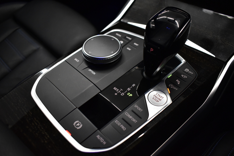 BMW 3シリーズ 330i Mｽﾎﾟｰﾂ 『期間限定掲載！』 高出力 ｲﾉﾍﾞｰｼｮﾝ&ﾃﾞﾋﾞｭｰ&ｺﾝﾌｫｰﾄP ﾚｰｻﾞｰLEDﾗｲﾄ ﾋｰﾀｰ付黒革 19AW ACC HUD Mｽﾎﾟｰﾂﾌﾞﾚｰｷ ﾊﾟｰｷﾝｸﾞｱｼｽﾄﾌﾟﾗｽ 全周囲ｶﾒﾗ ｼﾞｪｽﾁｬｰC対応ﾀｯﾁﾊﾟﾈﾙﾅﾋﾞ ｱｯﾌﾟﾙｶｰﾌﾟﾚｲ 2年保証