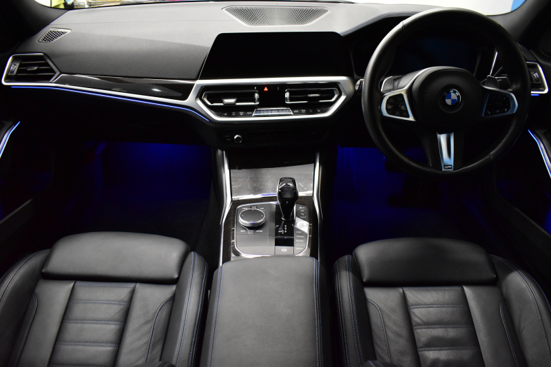 BMW 3シリーズ 330i Mｽﾎﾟｰﾂ 『期間限定掲載！』 高出力 ｲﾉﾍﾞｰｼｮﾝ&ﾃﾞﾋﾞｭｰ&ｺﾝﾌｫｰﾄP ﾚｰｻﾞｰLEDﾗｲﾄ ﾋｰﾀｰ付黒革 19AW ACC HUD Mｽﾎﾟｰﾂﾌﾞﾚｰｷ ﾊﾟｰｷﾝｸﾞｱｼｽﾄﾌﾟﾗｽ 全周囲ｶﾒﾗ ｼﾞｪｽﾁｬｰC対応ﾀｯﾁﾊﾟﾈﾙﾅﾋﾞ ｱｯﾌﾟﾙｶｰﾌﾟﾚｲ 2年保証
