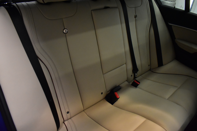 アルピナ B3 ﾋﾞﾀｰﾎﾞ ﾘﾑｼﾞﾝ LCI後期 ｼﾘｱﾙ｢357｣ ｻﾝﾙｰﾌ 追従ACC LEDﾍｯﾄﾞﾗｲﾄ&ﾃｰﾙ ﾋｰﾀｰ付ﾍﾞｰｼﾞｭﾒﾘﾉ革 HUD ﾊｰﾏﾝｶｰﾄﾞﾝ 車線変更&逸脱&歩行者警告 衝突軽減B 20AW ｱﾙﾋﾟﾅﾘｯﾌﾟ ｼﾙﾊﾞｰﾃﾞｺﾗｲﾝ  ﾀｯﾁﾊﾟｯﾄﾞﾅﾋﾞ TOPﾋﾞｭｰBｶﾒﾗ 前後PDC ｽﾏｰﾄｷｰ 2年保証