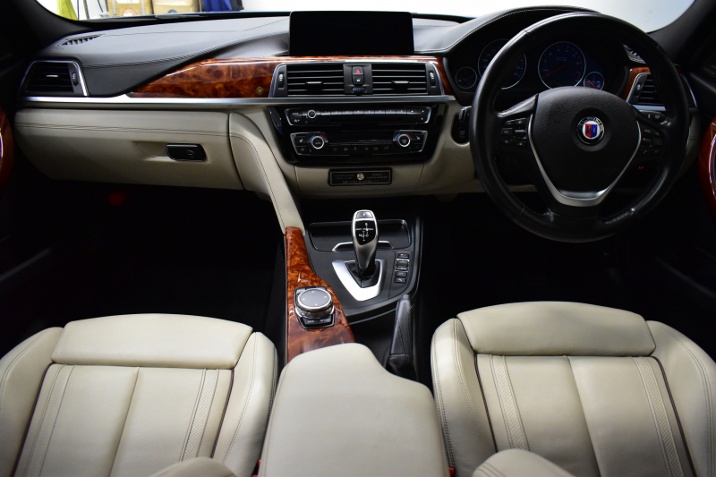 アルピナ B3 ﾋﾞﾀｰﾎﾞ ﾘﾑｼﾞﾝ LCI後期 ｼﾘｱﾙ｢357｣ ｻﾝﾙｰﾌ 追従ACC LEDﾍｯﾄﾞﾗｲﾄ&ﾃｰﾙ ﾋｰﾀｰ付ﾍﾞｰｼﾞｭﾒﾘﾉ革 HUD ﾊｰﾏﾝｶｰﾄﾞﾝ 車線変更&逸脱&歩行者警告 衝突軽減B 20AW ｱﾙﾋﾟﾅﾘｯﾌﾟ ｼﾙﾊﾞｰﾃﾞｺﾗｲﾝ  ﾀｯﾁﾊﾟｯﾄﾞﾅﾋﾞ TOPﾋﾞｭｰBｶﾒﾗ 前後PDC ｽﾏｰﾄｷｰ 2年保証