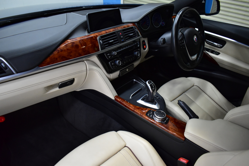 アルピナ B3 ﾋﾞﾀｰﾎﾞ ﾘﾑｼﾞﾝ LCI後期 ｼﾘｱﾙ｢357｣ ｻﾝﾙｰﾌ 追従ACC LEDﾍｯﾄﾞﾗｲﾄ&ﾃｰﾙ ﾋｰﾀｰ付ﾍﾞｰｼﾞｭﾒﾘﾉ革 HUD ﾊｰﾏﾝｶｰﾄﾞﾝ 車線変更&逸脱&歩行者警告 衝突軽減B 20AW ｱﾙﾋﾟﾅﾘｯﾌﾟ ｼﾙﾊﾞｰﾃﾞｺﾗｲﾝ  ﾀｯﾁﾊﾟｯﾄﾞﾅﾋﾞ TOPﾋﾞｭｰBｶﾒﾗ 前後PDC ｽﾏｰﾄｷｰ 2年保証