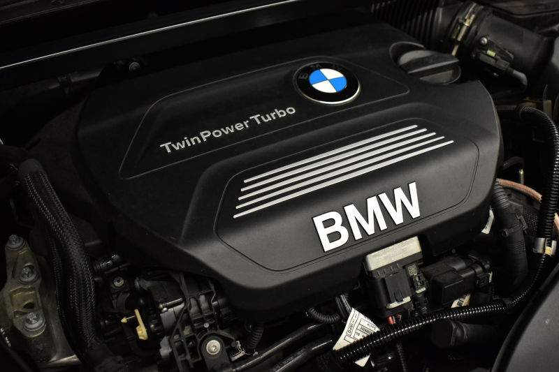 BMW X1 Xﾄﾞﾗｲﾌﾞ18d Mｽﾎﾟｰﾂ 中期ﾓﾃﾞﾙ 4WD ﾋｰﾀｰ付黒革 ｱﾄﾞﾊﾞﾝｽﾄﾞｱｸﾃｨﾌﾞｾｰﾌﾃｨ&ｺﾝﾌｫｰﾄP 追従ACC HUD 18AW NEWﾃﾞｻﾞｲﾝﾒｰﾀｰ LEDﾍｯﾄﾞﾗｲﾄ ﾀｯﾁﾊﾟﾈﾙHDDﾅﾋﾞBｶﾒﾗ 前後PDC  衝突軽減B 車線逸脱&歩行者警告 電動Rｹﾞｰﾄ ｽﾏｰﾄｷｰ 2年保証