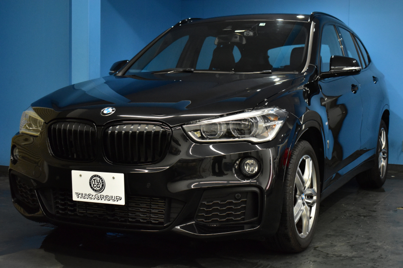 BMW X1 Xﾄﾞﾗｲﾌﾞ18d Mｽﾎﾟｰﾂ 中期ﾓﾃﾞﾙ 4WD ﾋｰﾀｰ付黒革 ｱﾄﾞﾊﾞﾝｽﾄﾞｱｸﾃｨﾌﾞｾｰﾌﾃｨ&ｺﾝﾌｫｰﾄP 追従ACC HUD 18AW NEWﾃﾞｻﾞｲﾝﾒｰﾀｰ LEDﾍｯﾄﾞﾗｲﾄ ﾀｯﾁﾊﾟﾈﾙHDDﾅﾋﾞBｶﾒﾗ 前後PDC  衝突軽減B 車線逸脱&歩行者警告 電動Rｹﾞｰﾄ ｽﾏｰﾄｷｰ 2年保証