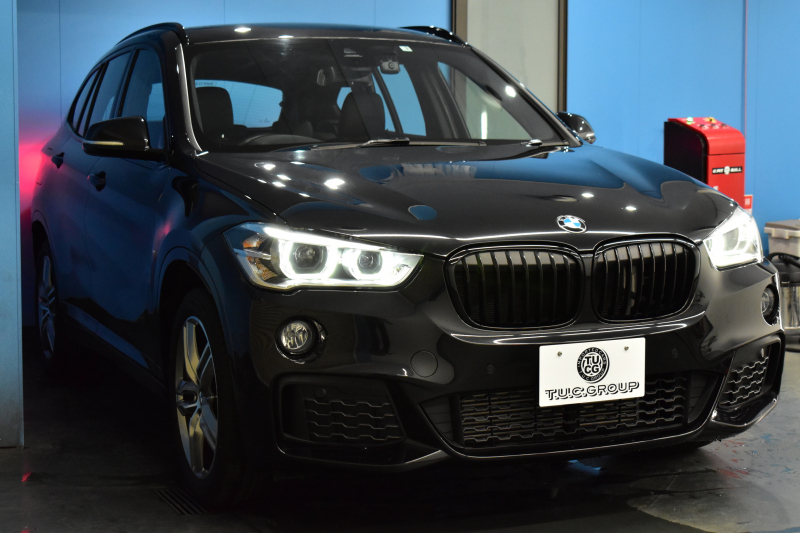 BMW X1 Xﾄﾞﾗｲﾌﾞ18d Mｽﾎﾟｰﾂ 中期ﾓﾃﾞﾙ 4WD ﾋｰﾀｰ付黒革 ｱﾄﾞﾊﾞﾝｽﾄﾞｱｸﾃｨﾌﾞｾｰﾌﾃｨ&ｺﾝﾌｫｰﾄP 追従ACC HUD 18AW NEWﾃﾞｻﾞｲﾝﾒｰﾀｰ LEDﾍｯﾄﾞﾗｲﾄ ﾀｯﾁﾊﾟﾈﾙHDDﾅﾋﾞBｶﾒﾗ 前後PDC  衝突軽減B 車線逸脱&歩行者警告 電動Rｹﾞｰﾄ ｽﾏｰﾄｷｰ 2年保証