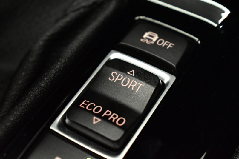 BMW X1 Xﾄﾞﾗｲﾌﾞ18d Mｽﾎﾟｰﾂ 中期ﾓﾃﾞﾙ 4WD ﾋｰﾀｰ付黒革 ｱﾄﾞﾊﾞﾝｽﾄﾞｱｸﾃｨﾌﾞｾｰﾌﾃｨ&ｺﾝﾌｫｰﾄP 追従ACC HUD 18AW NEWﾃﾞｻﾞｲﾝﾒｰﾀｰ LEDﾍｯﾄﾞﾗｲﾄ ﾀｯﾁﾊﾟﾈﾙHDDﾅﾋﾞBｶﾒﾗ 前後PDC  衝突軽減B 車線逸脱&歩行者警告 電動Rｹﾞｰﾄ ｽﾏｰﾄｷｰ 2年保証