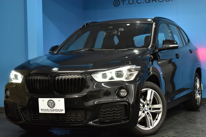 BMW X1 Xﾄﾞﾗｲﾌﾞ18d Mｽﾎﾟｰﾂ 中期ﾓﾃﾞﾙ 4WD ﾋｰﾀｰ付黒革 ｱﾄﾞﾊﾞﾝｽﾄﾞｱｸﾃｨﾌﾞｾｰﾌﾃｨ&ｺﾝﾌｫｰﾄP 追従ACC HUD 18AW NEWﾃﾞｻﾞｲﾝﾒｰﾀｰ LEDﾍｯﾄﾞﾗｲﾄ ﾀｯﾁﾊﾟﾈﾙHDDﾅﾋﾞBｶﾒﾗ 前後PDC  衝突軽減B 車線逸脱&歩行者警告 電動Rｹﾞｰﾄ ｽﾏｰﾄｷｰ 2年保証