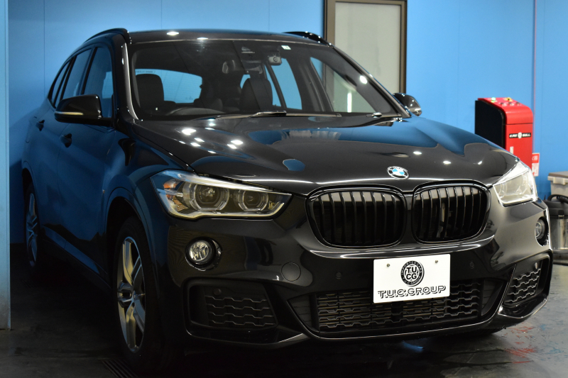 BMW X1 Xﾄﾞﾗｲﾌﾞ18d Mｽﾎﾟｰﾂ 中期ﾓﾃﾞﾙ 4WD ﾋｰﾀｰ付黒革 ｱﾄﾞﾊﾞﾝｽﾄﾞｱｸﾃｨﾌﾞｾｰﾌﾃｨ&ｺﾝﾌｫｰﾄP 追従ACC HUD 18AW NEWﾃﾞｻﾞｲﾝﾒｰﾀｰ LEDﾍｯﾄﾞﾗｲﾄ ﾀｯﾁﾊﾟﾈﾙHDDﾅﾋﾞBｶﾒﾗ 前後PDC  衝突軽減B 車線逸脱&歩行者警告 電動Rｹﾞｰﾄ ｽﾏｰﾄｷｰ 2年保証
